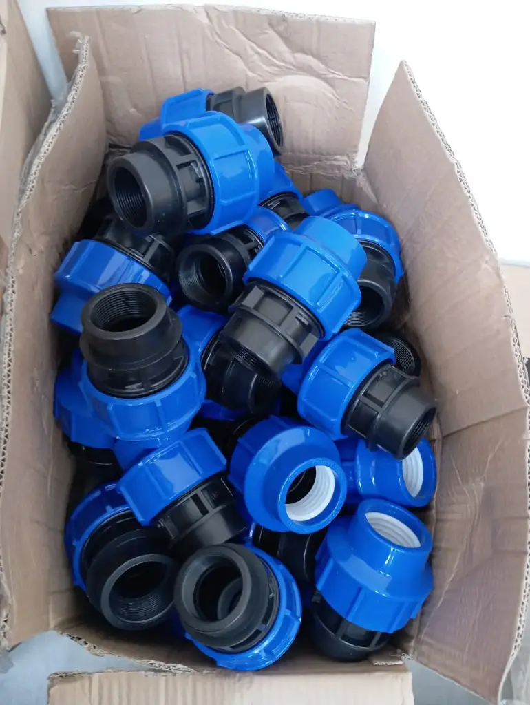 HDPE Female Adaptor 32MM